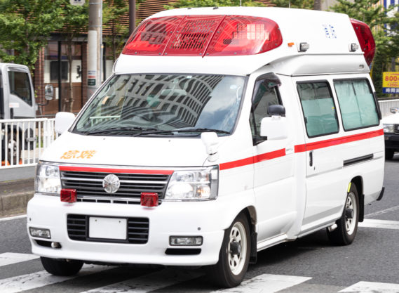 救急車の写真。運ばれた経験から。